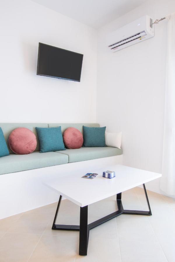 קרפאטוס Anemos Guest Apts מראה חיצוני תמונה