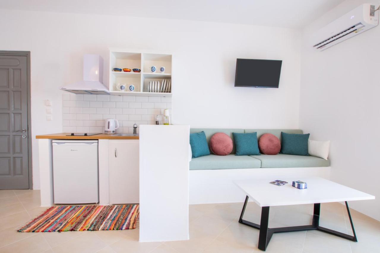 קרפאטוס Anemos Guest Apts מראה חיצוני תמונה