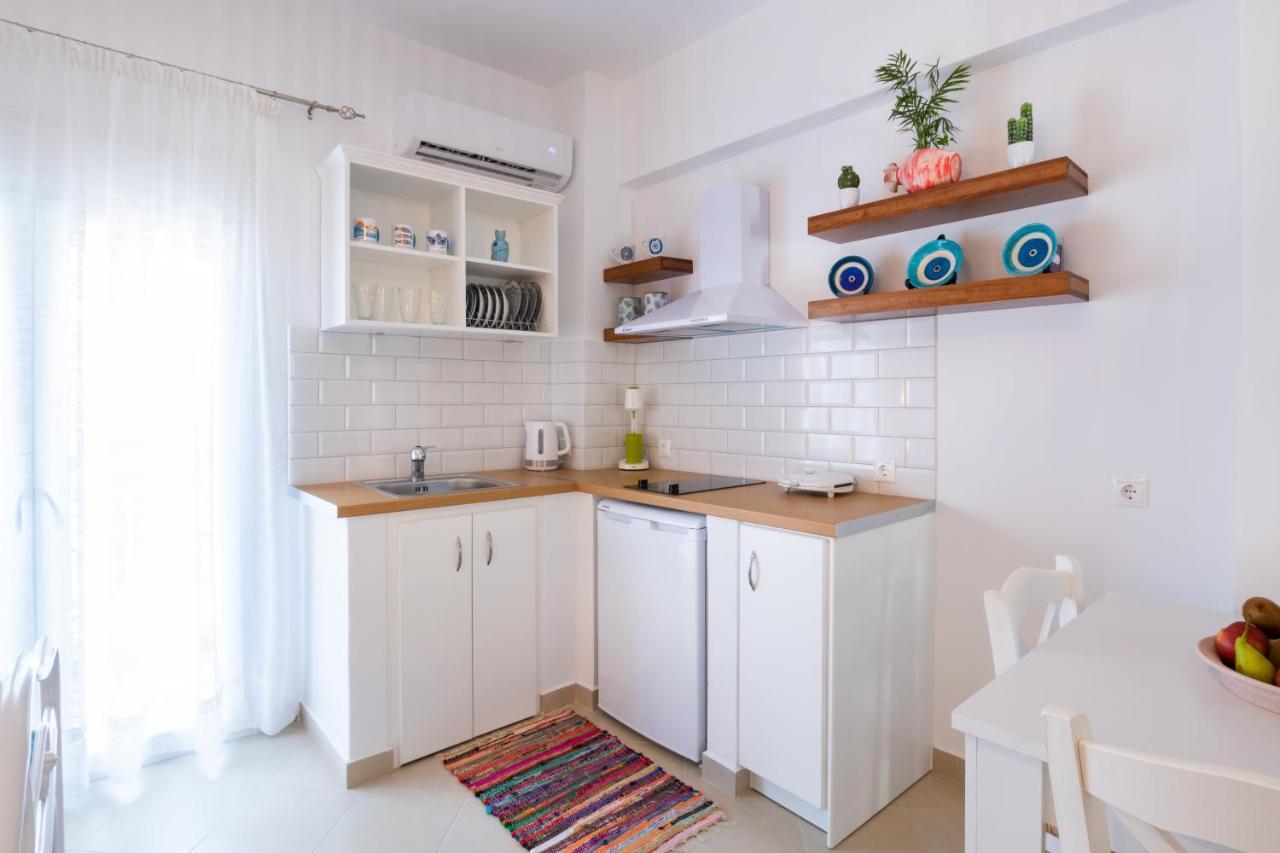 קרפאטוס Anemos Guest Apts מראה חיצוני תמונה