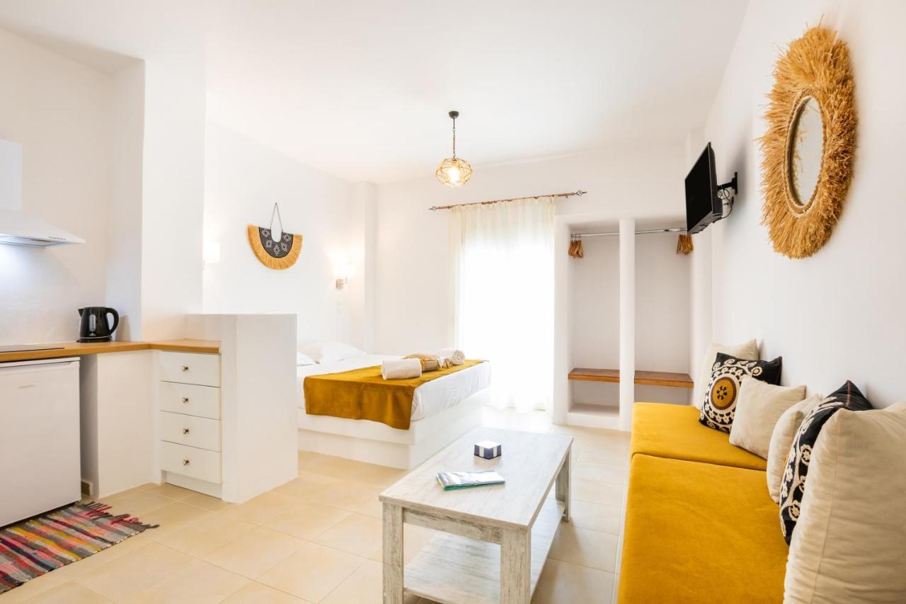 קרפאטוס Anemos Guest Apts מראה חיצוני תמונה
